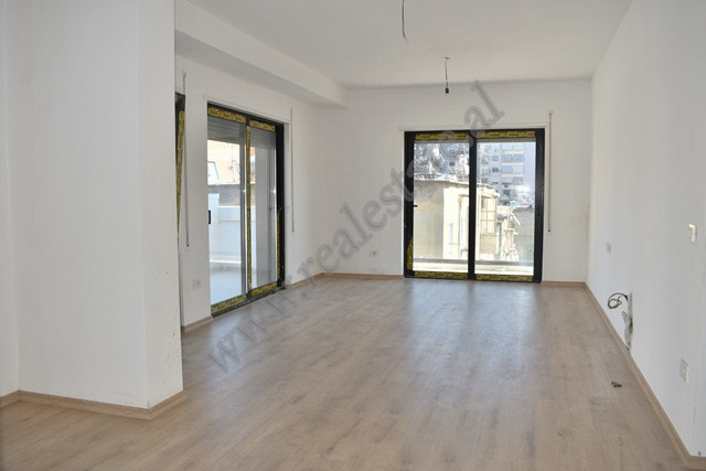 Three-bedroom apartment for sale in Milto Tutulani street in Tirana, Albania.
The flat is positione